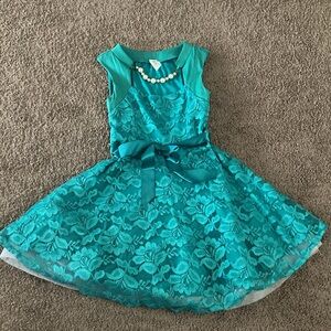 Capricho Teal Lace Dress with Bow Size L (Fits like a Medium)Teal Green